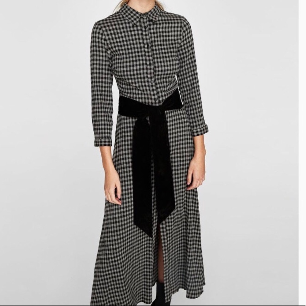 One Day Sale⬇️Sexy checked Zara dress